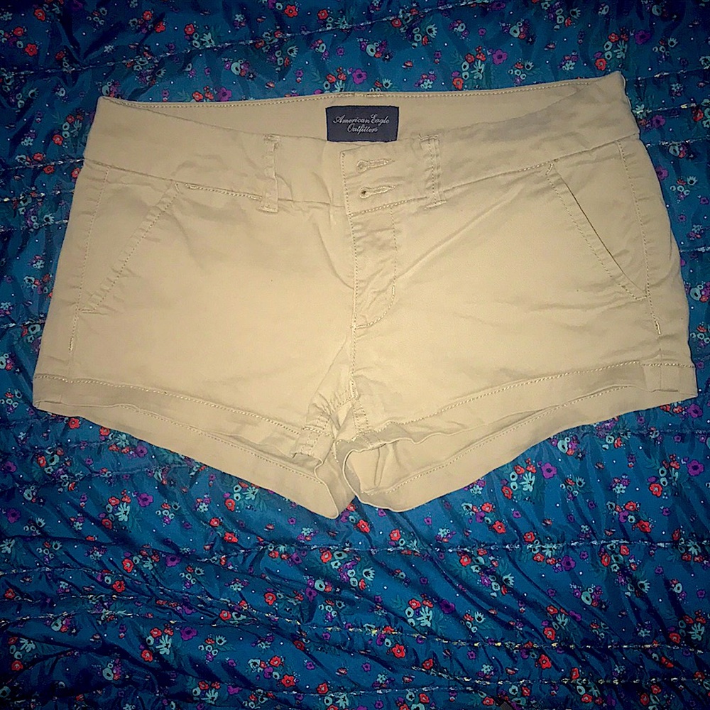 American Eagle Khaki Short Shorts